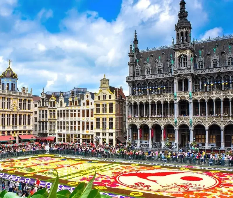 Belgie: květinový koberec a Brusel